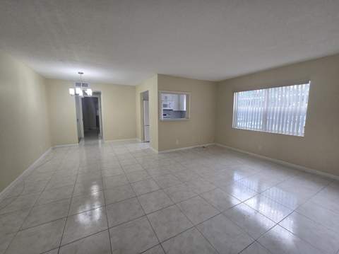 17 Cambridge A, West Palm Beach FL - photo 9 of 15