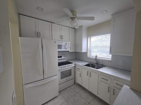 17 Cambridge A, West Palm Beach FL - photo 15 of 15