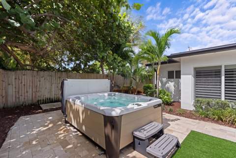 450 NE 5th Circle, Boca Raton FL - photo 24 of 45