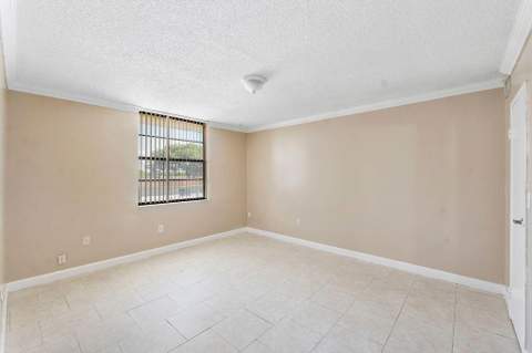 1794 NW 55th Avenue #203, Lauderhill FL - photo 11 of 17