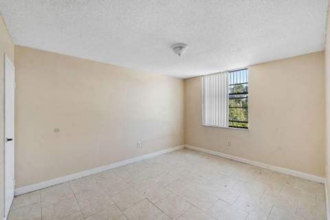 1794 NW 55th Avenue #203, Lauderhill FL - photo 14 of 17