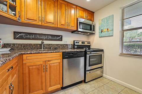 441 NW 76th Avenue #101, Margate FL - photo 12 of 27