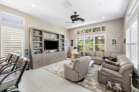 9746 Dovetree Isle Drive, Boynton Beach FL - photo 19 of 55