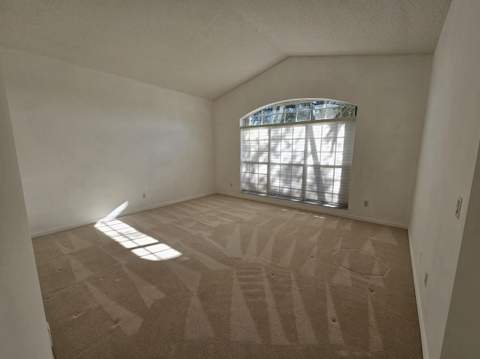 909 SW Lake Charles Circle, Port St. Lucie FL - photo 11 of 33