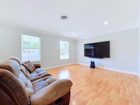 2621 NE 51st Court, Lighthouse Point FL - photo 23 of 30
