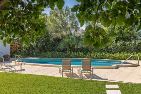 350 S Ocean Boulevard #204, Palm Beach FL - photo 8 of 8