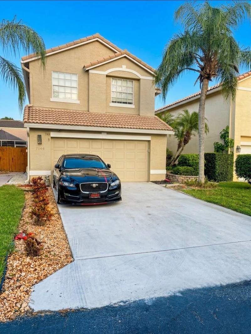3 bedroom Single Family Residence at 7144 Craw Key Way, Charleston Shores, Lake Worth — photo 3