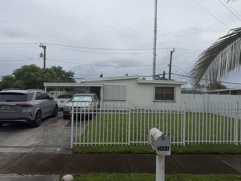 2 bedroom Single Family Residence at 2601 SW 53rd Avenue, Miami Gardens Estates Sec 8, West Park — photo 1