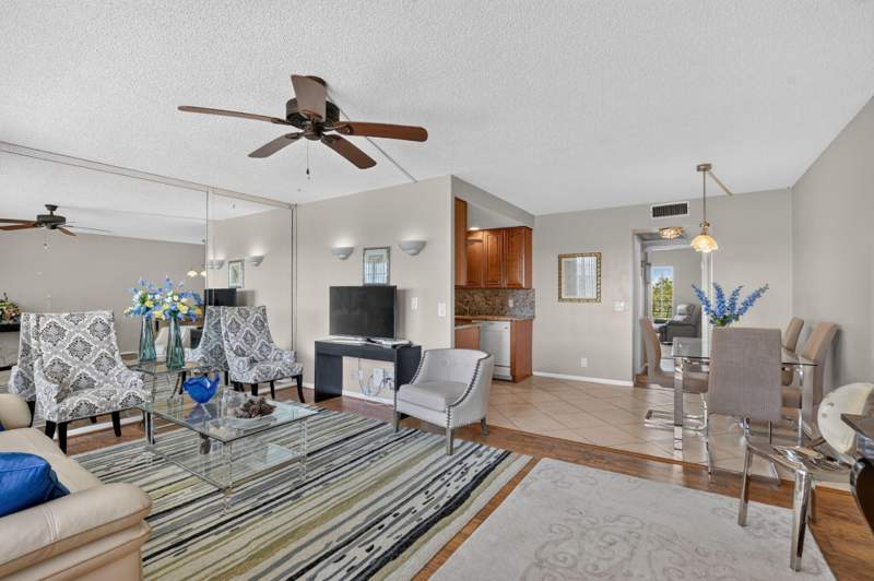 1 bedroom Condominium at 4014 Wolverton # A, Wolverton At Century Village Condo, Boca Raton — photo 3