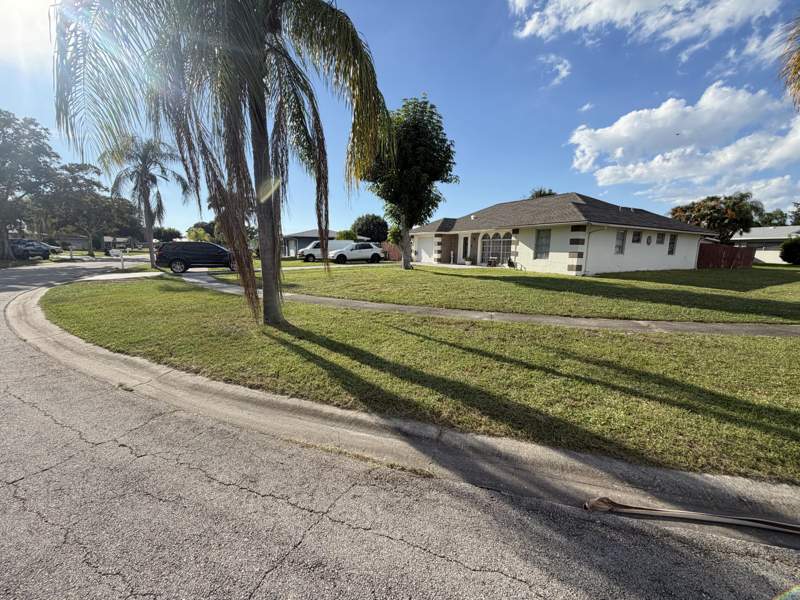 3 bedroom Single Family Residence at 662 SW Branford Drive, Port St Lucie Section 45, Port St. Lucie — photo 2
