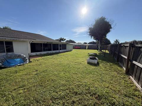 662 SW Branford Drive, Port St. Lucie FL - photo 14 of 15