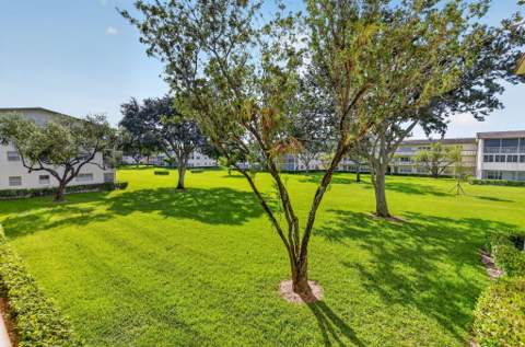 150 Mansfield D, Boca Raton FL - photo 24 of 44