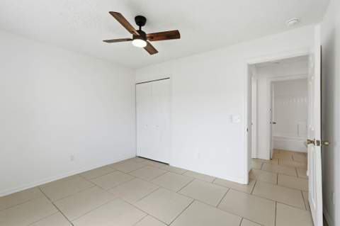 453 SW Columbus Drive, Port St. Lucie FL - photo 20 of 38