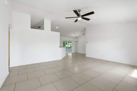 453 SW Columbus Drive, Port St. Lucie FL - photo 8 of 38