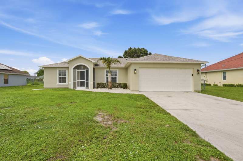3 bedroom Single Family Residence at 453 SW Columbus Drive, Port St Lucie Section 34, Port St. Lucie — photo 1
