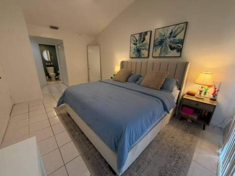 1437 Royal Forest Court, West Palm Beach FL - photo 22 of 51