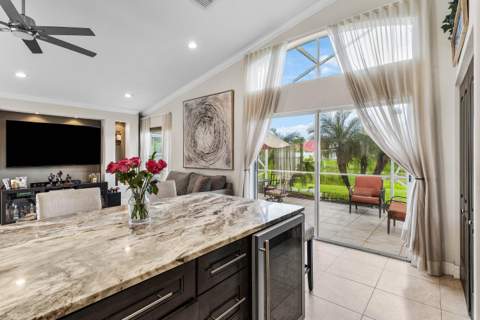 5054 Prairie Dunes Village Circle, Lake Worth FL - photo 19 of 42