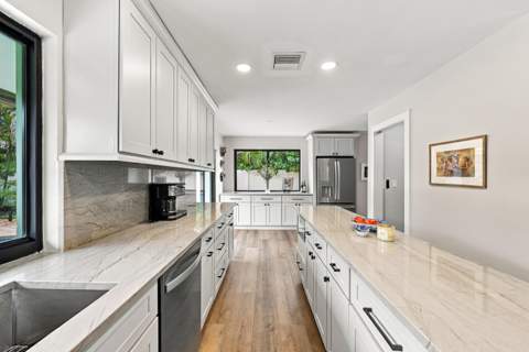 5850 NE 21st Avenue, Fort Lauderdale FL - photo 9 of 44