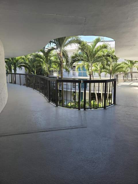 1357 NE Ocean Boulevard #304, Stuart FL - photo 20 of 38
