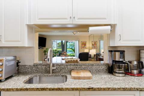 13055 SW 15th Court #107S, Pembroke Pines FL - photo 11 of 34