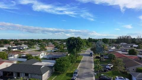 8201 NW 103rd Avenue, Tamarac FL - photo 8 of 121