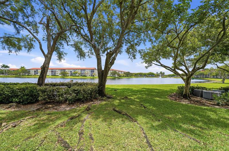 2 bedroom Condominium at 13055 SW 15th Court #107S, Ivanhoe East At Century Village, Pembroke Pines — photo 3