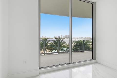 220 Lake Shore Drive #804, Lake Park FL - photo 10 of 83