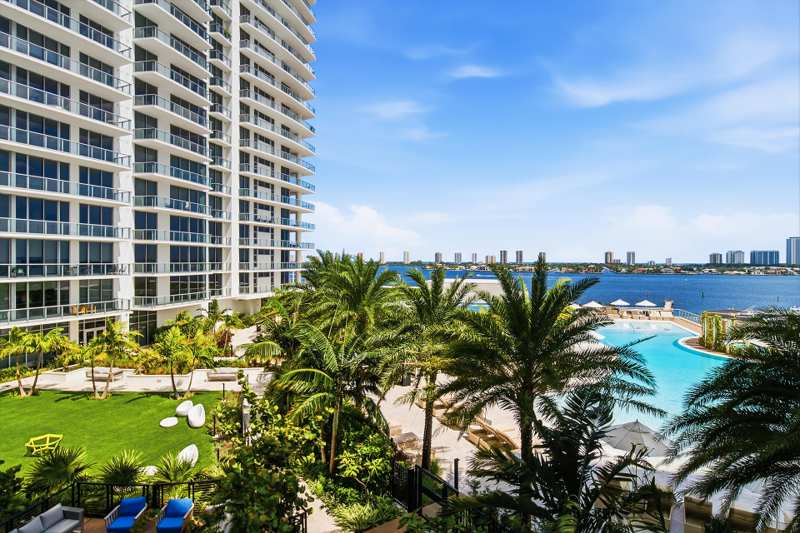2 bedroom Condominium at 220 Lake Shore Drive #804, Nautilus 220 Condominium, Lake Park — photo 1