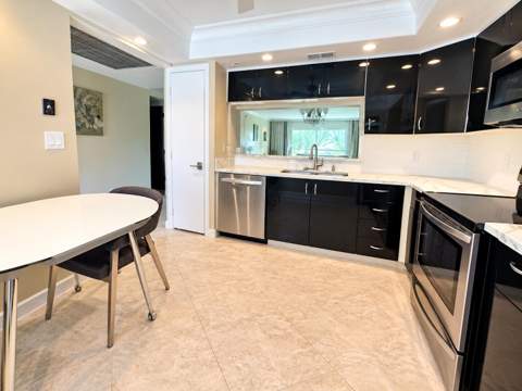 3303 Aruba Way #N1, Coconut Creek FL - photo 11 of 31