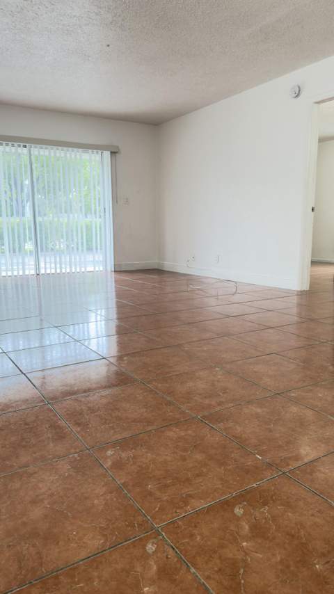 2700 Riverside Drive #106-B, Coral Springs FL - photo 12 of 26