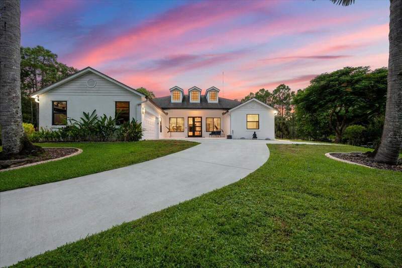 4 bedroom Single Family Residence at 6723 Audubon Trail, Homeland, Lake Worth — photo 3