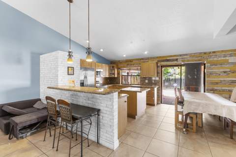 2872 NW 95th Avenue, Coral Springs FL - photo 6 of 14
