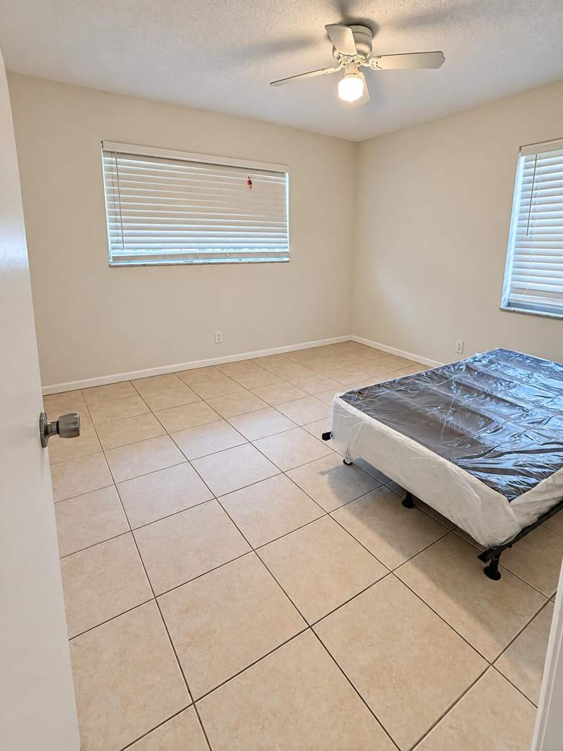 3 bedroom Single Family Residence at 816 NW 8th Avenue, Laurel Hills 2nd Add, Boynton Beach — photo 4