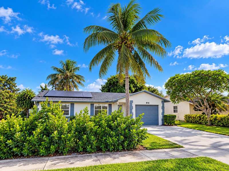 3 bedroom Single Family Residence at 816 NW 8th Avenue, Laurel Hills 2nd Add, Boynton Beach — photo 1