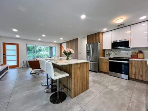 317 NW 26th Court, Wilton Manors FL - photo 8 of 54