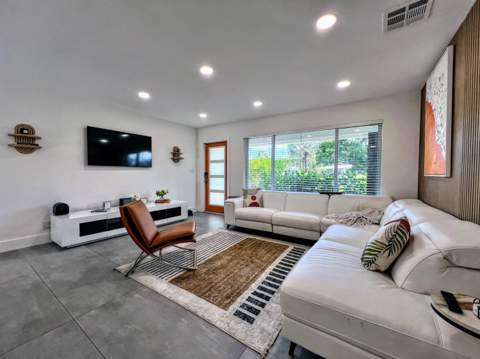 317 NW 26th Court, Wilton Manors FL - photo 11 of 54