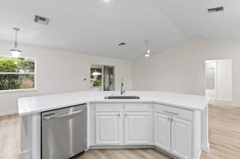 7508 Paso Robles Boulevard, Fort Pierce FL - photo 9 of 27
