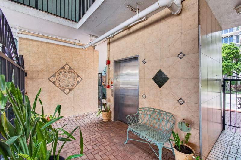2 bedroom Condominium at 180 SE 20th Avenue #403, La Cote Condo, Deerfield Beach — photo 3