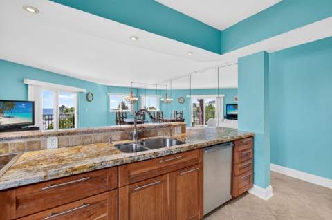 180 SE 20th Avenue #403, Deerfield Beach FL - photo 24 of 65