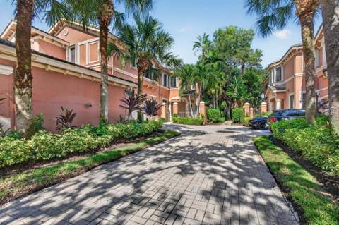 2790 Kinsington Circle, Weston FL - photo 20 of 23