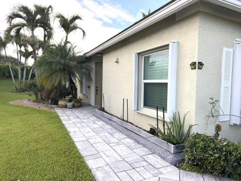 580 SW Indian Key Drive, Port St. Lucie FL - photo 20 of 26