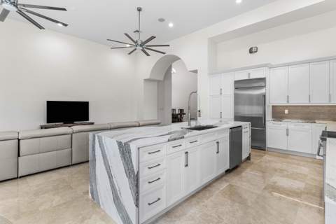 8126 Valhalla Drive, Delray Beach FL - photo 15 of 85
