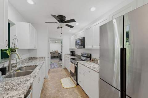 13885 157th Court, Jupiter Farms FL - photo 10 of 38