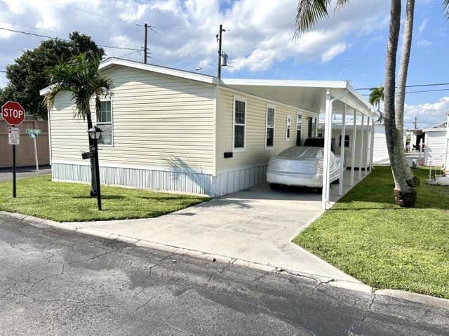 Orangebrook Harbor Homes for Sale in Hollywood, FL