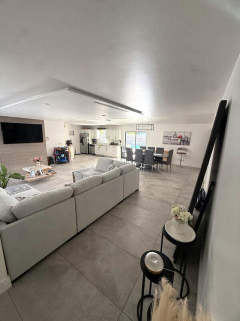 501 NW 98th Avenue, Pembroke Pines FL - photo 15 of 30