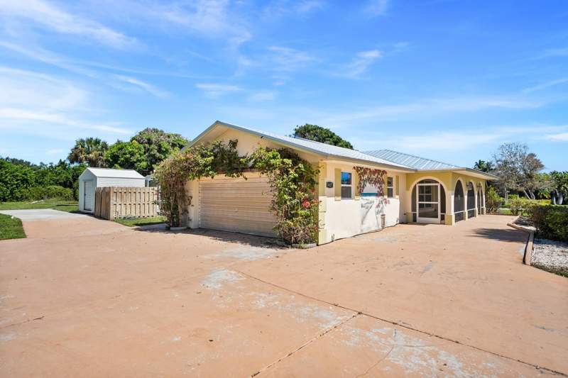 3 bedroom Single Family Residence at 5417 SE Major Way, Rocky Point, Stuart — photo 4