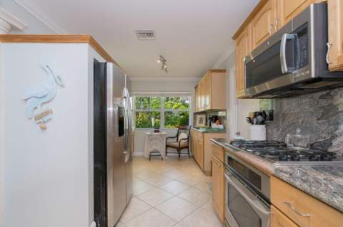 1808 N M Street, Lake Worth Beach FL - photo 12 of 51