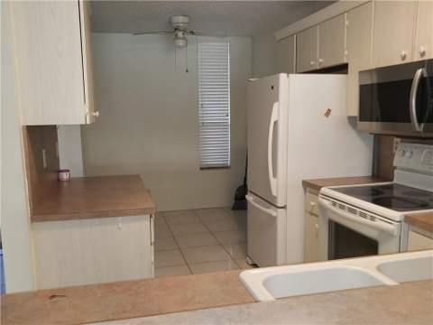 6010 Coral Lake Drive #110, Margate FL - photo 17 of 23