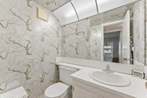 256 Markham L, Deerfield Beach FL - photo 18 of 21