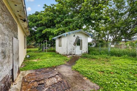 825 W 5th Street, Riviera Beach FL - photo 7 of 14
